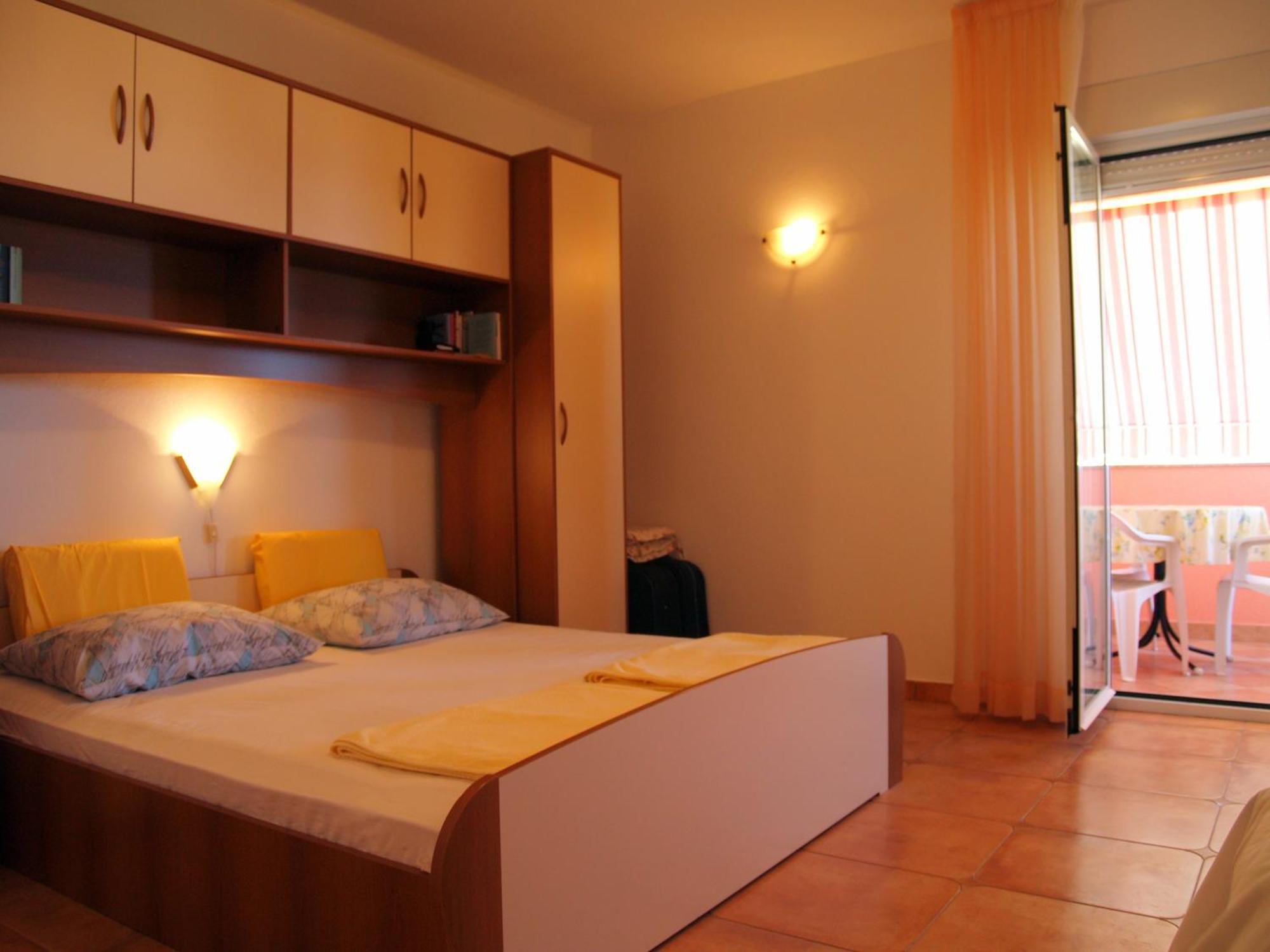 Apartments Banic Barbat na Rabu Exterior photo