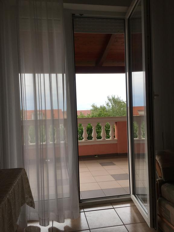 Apartments Banic Barbat na Rabu Exterior photo